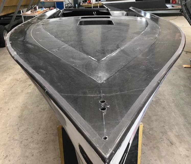 Handmade carbon fibre boats from stage 1 to stage 3