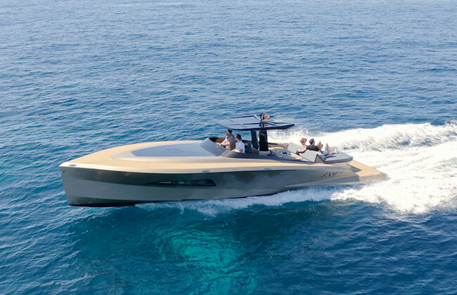 SAY 42 “OLIVIA” Carbon Superboat with T-Top for day Charter Ibiza